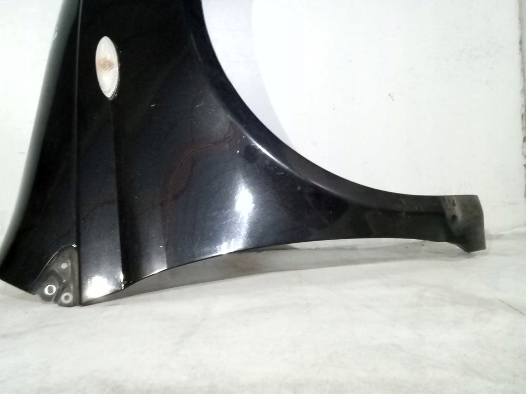 Toyota Yaris e parafango Destra 209