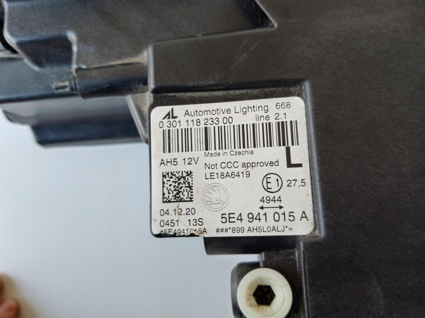 light left REFLEKTOR SKODA OCTAVIA IV 4 5E3 20- FULL LED