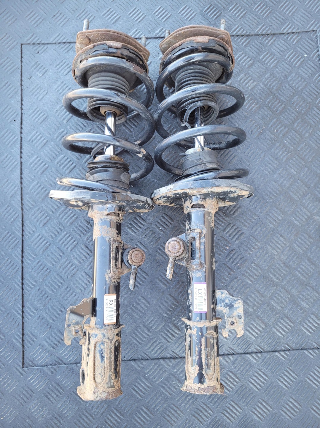 shock absorber front front right 48510-48291 LEXUS RX 450 III RX450 H