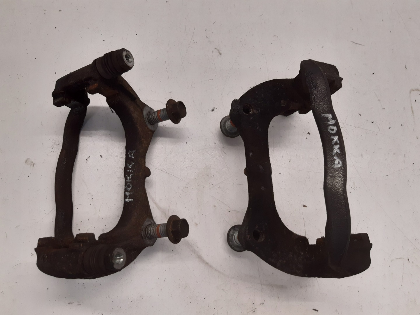caliper carrier Opel Mokka A 1,6 CDTI