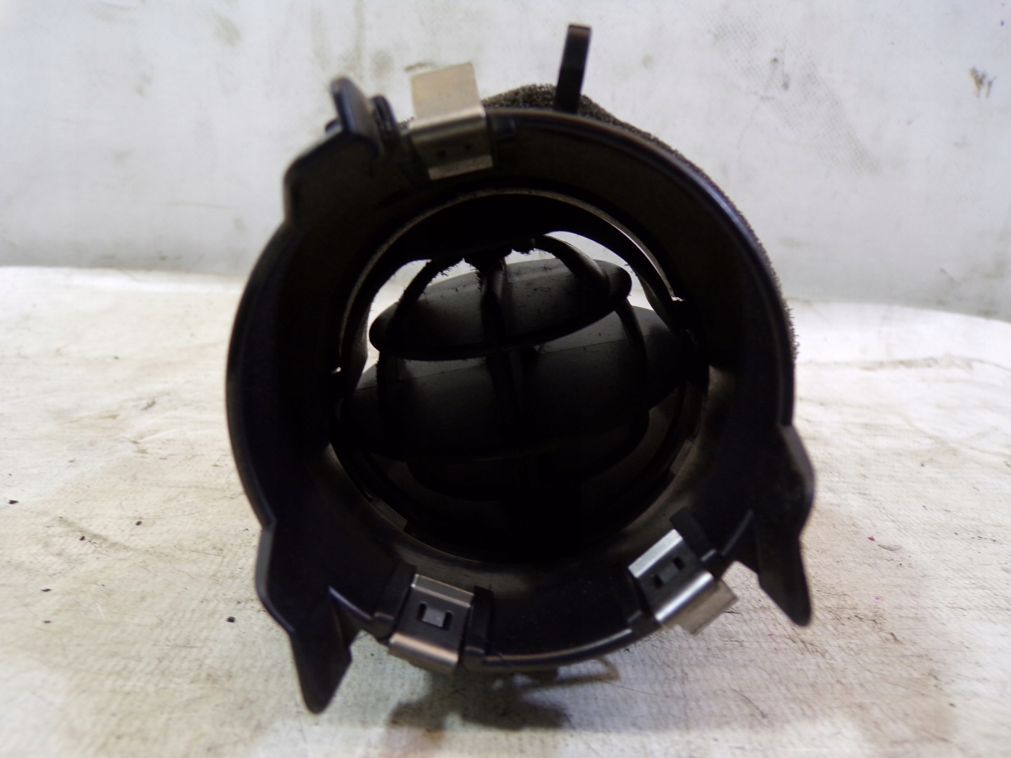 grid air conditioning devices side SMART FORFOUR (3)
