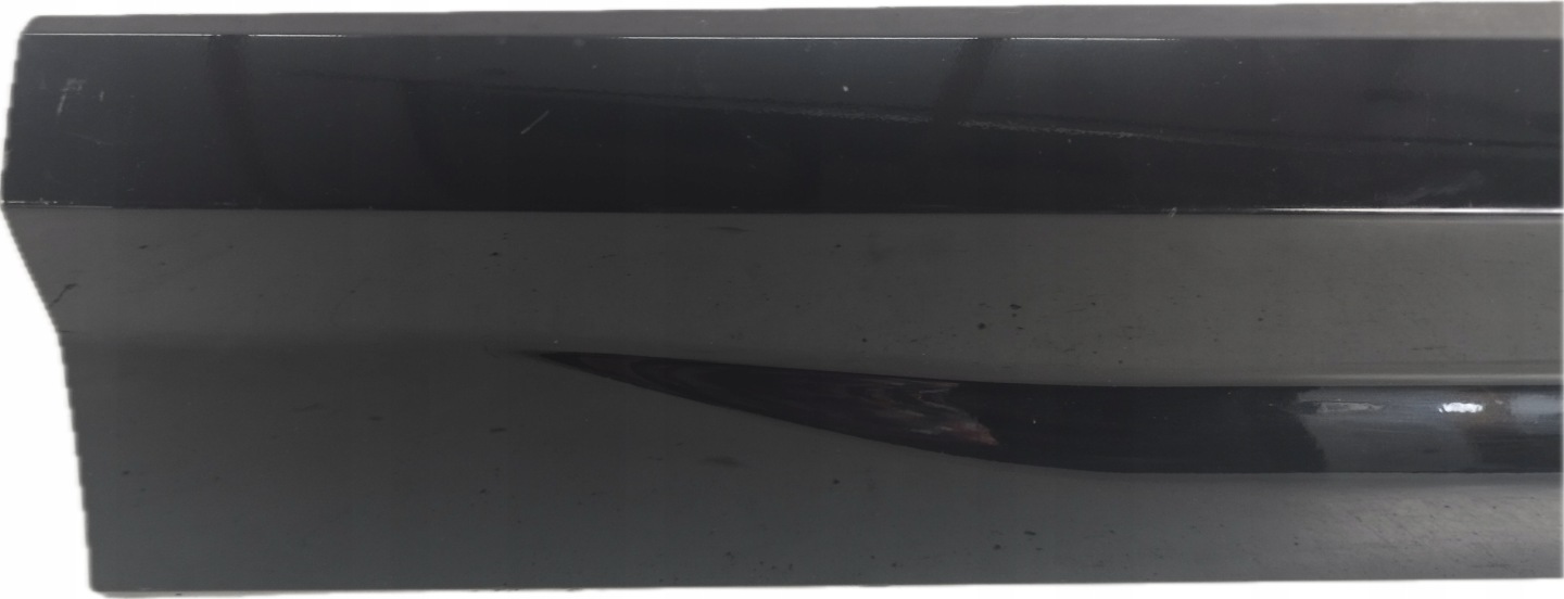 H33 moulding door left rear part AUDI Q2 81A853969A original