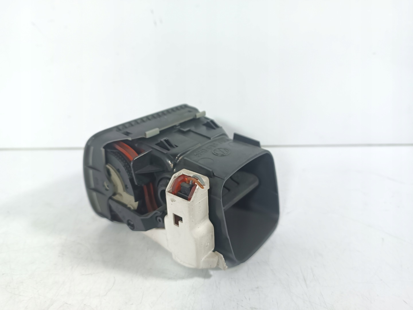 VW PASSAT B5 grid air conditioning devices air left driver´s 3B0819703