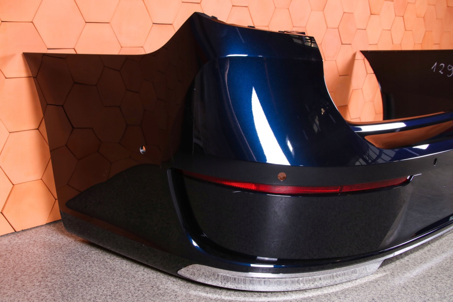 BMW 7 G70 Stoßstange heck hinten 6xPDC Farbe 416