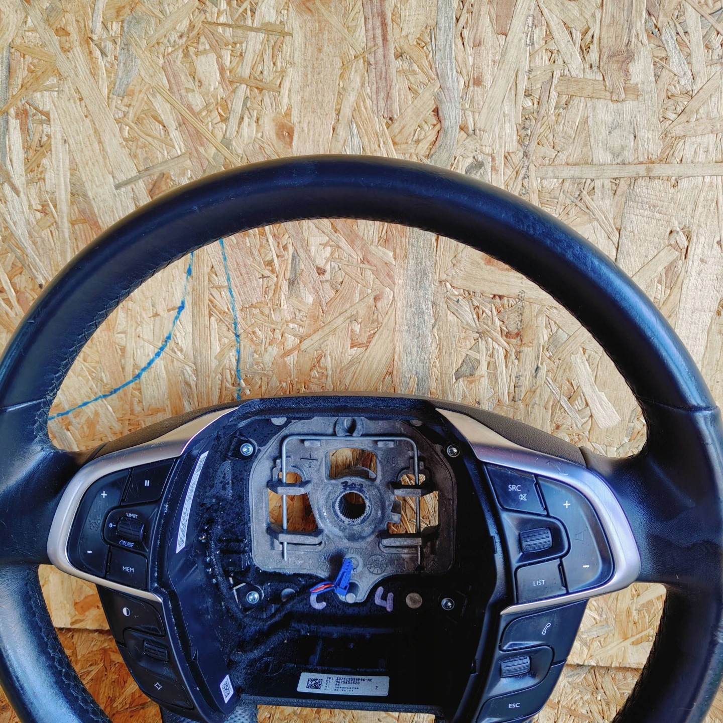 lenkrad Citroen C4 II 96754515zd