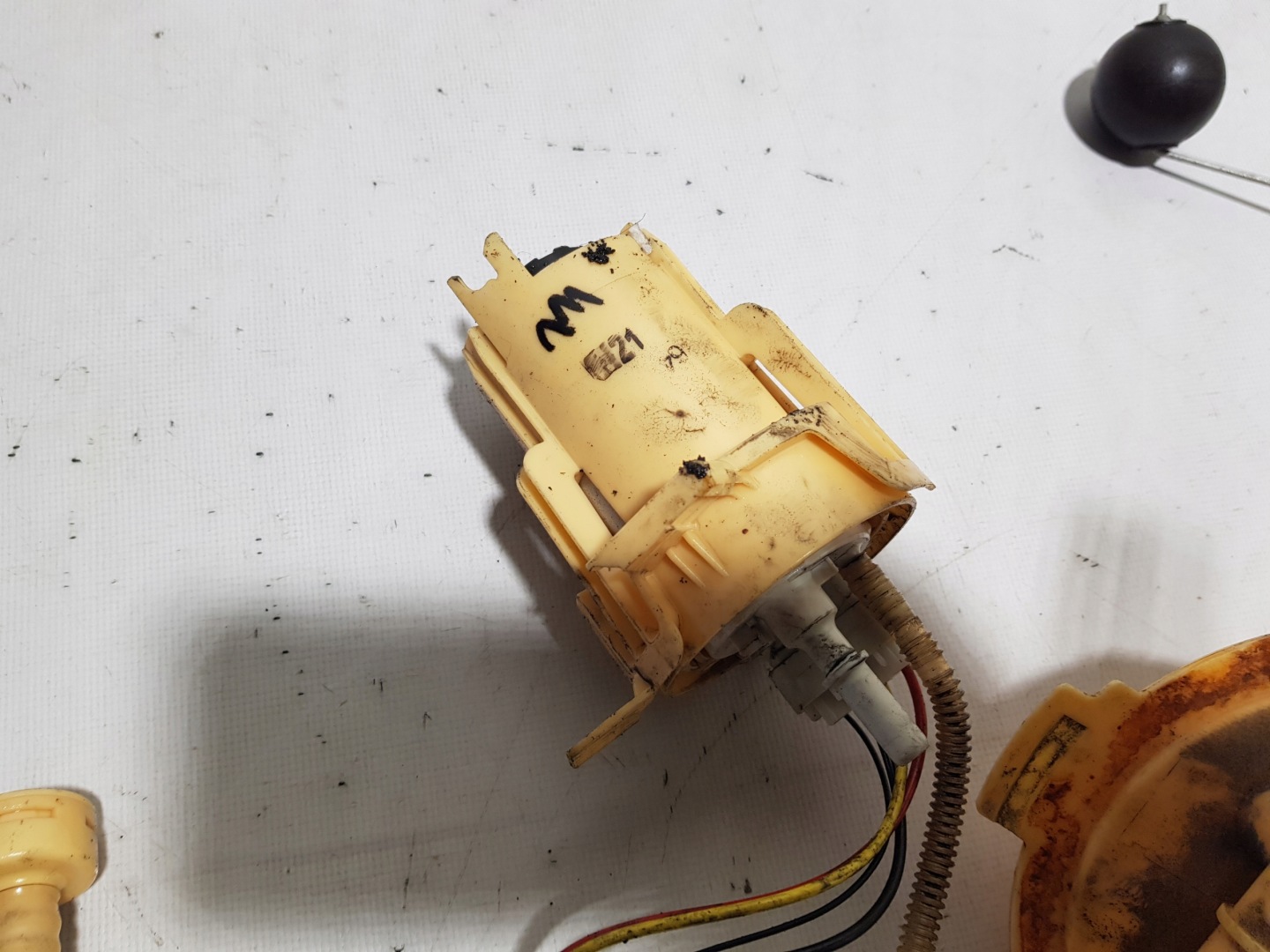 AUDI A8 D4 feed pump PLYWAK 4H0201317J 4H0201317M