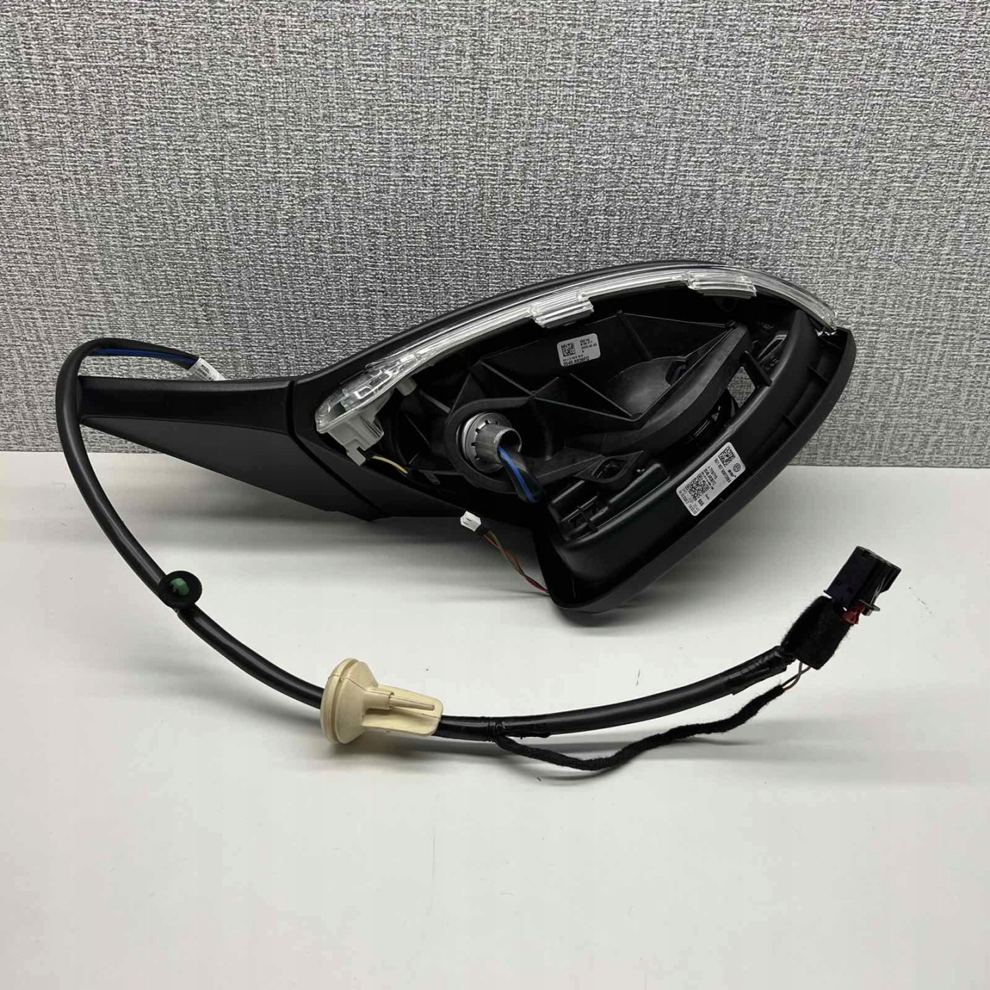 VW Golf VII | mirror right 1K0959578A new