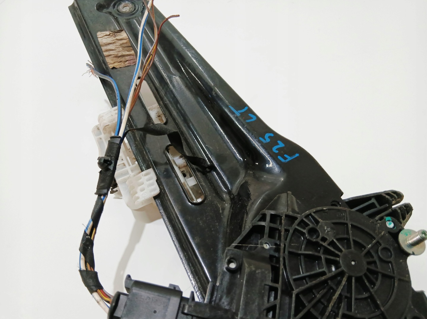window regulator left rear part BMW X3 F25 7258535