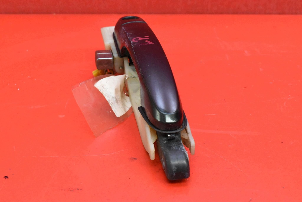 handle left front front CIEMNOZIELONA HYUNDAI TUCSON 1 and 04-10