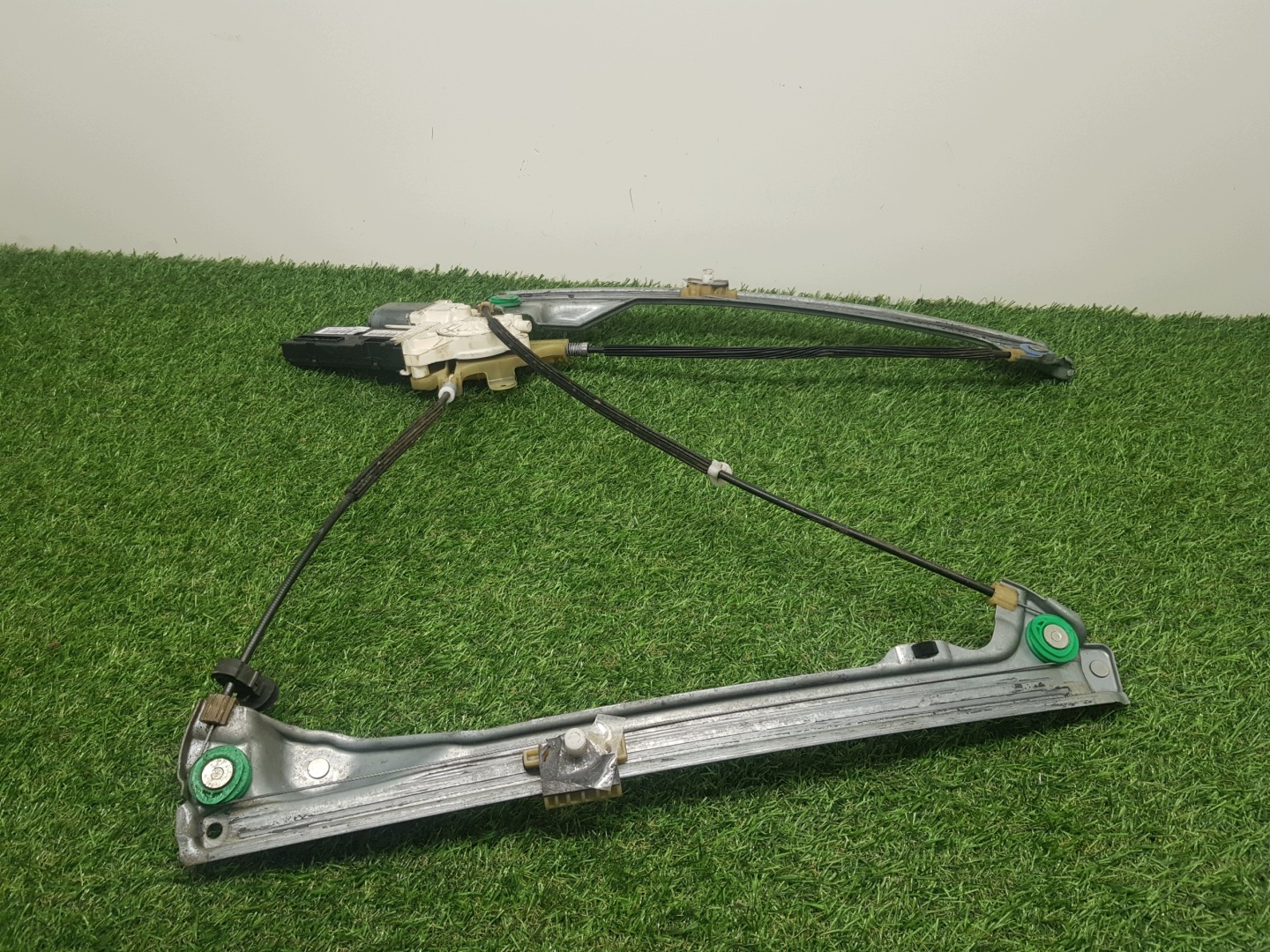 ELE mechanism windows right front RENAULT LAGUNA 3 80700002R