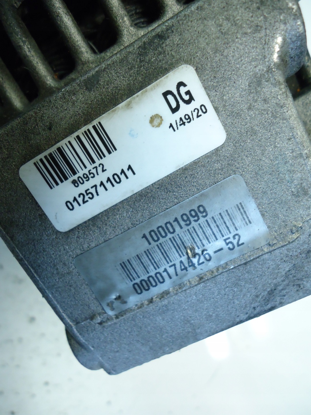 CITROEN C3 1.6 VTI 2012 5F01 alternator 0125711011