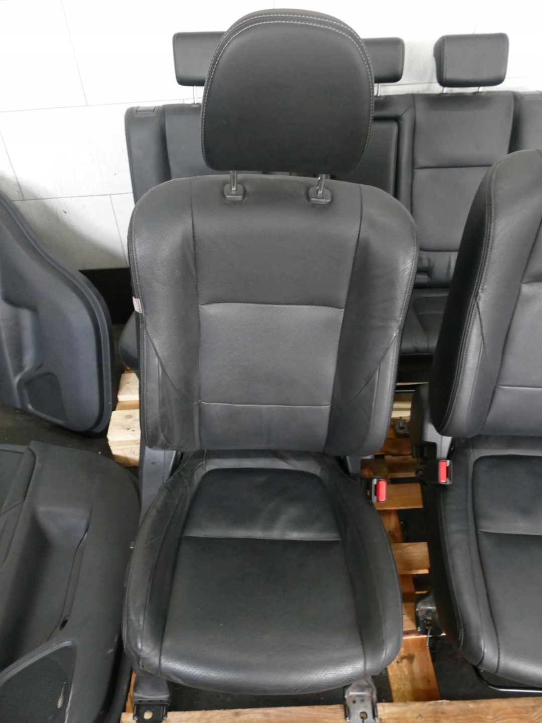 MITSUBISHI OUTLANDER III Sitz Sitz Seite Sitze Seiten schwarze Leder UK