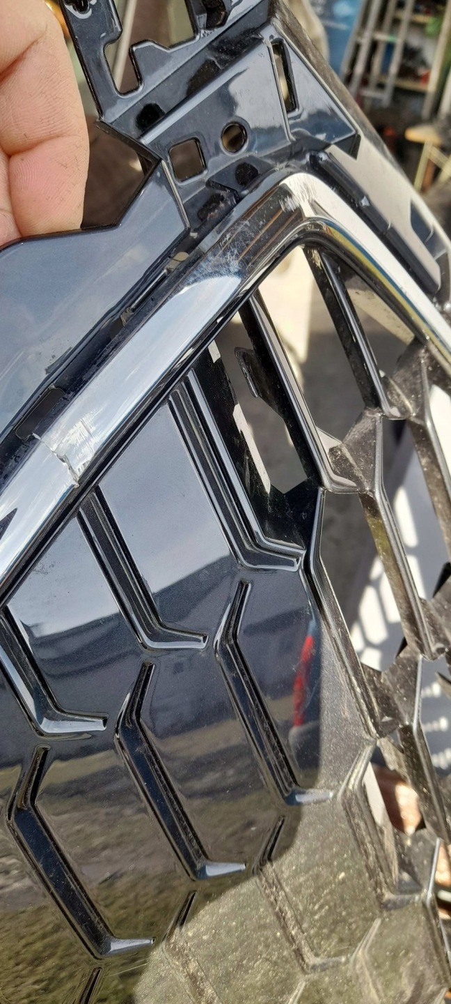 grille radiator grill AUDI A3 8Y0 8Y0853651A
