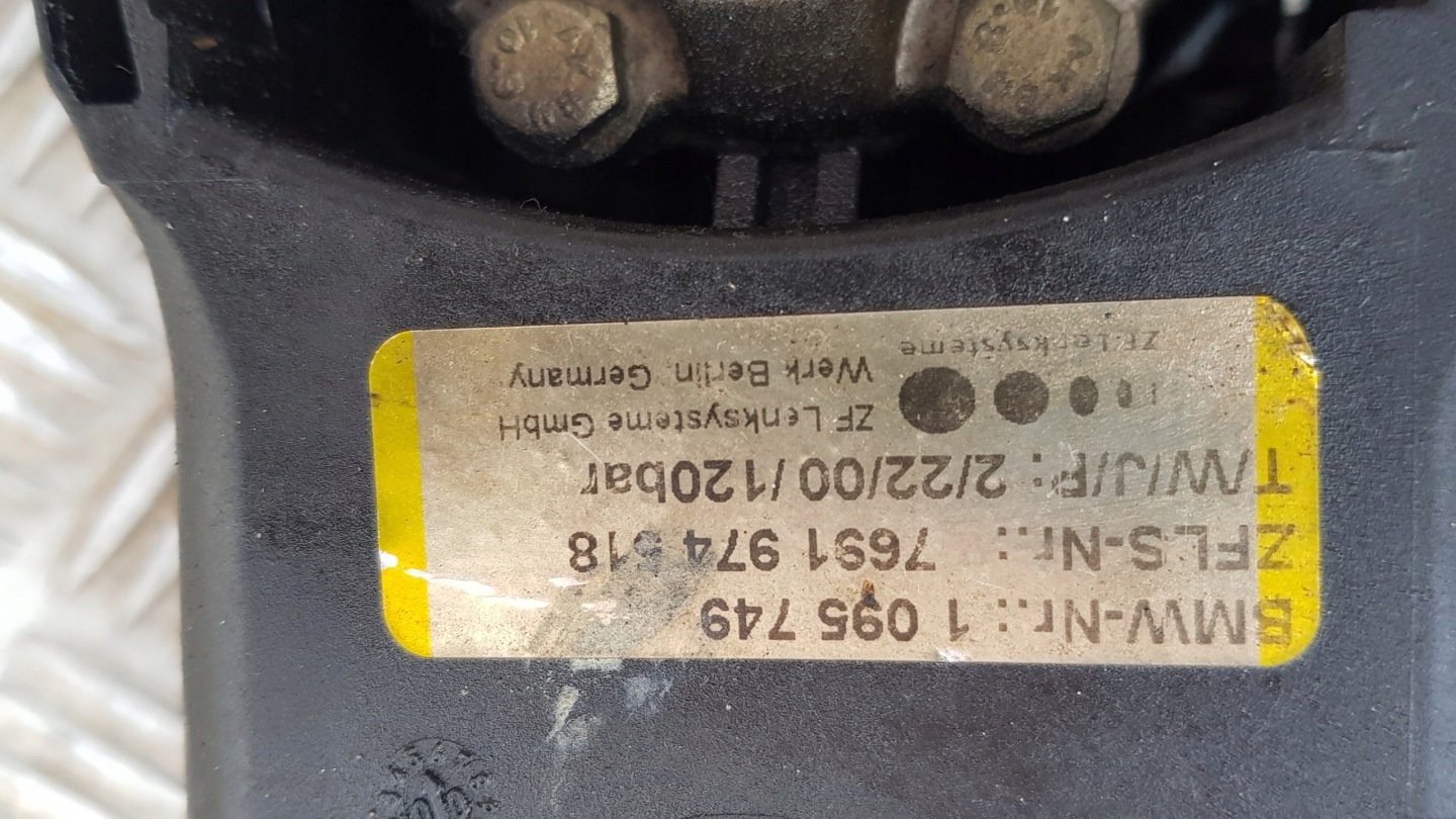 BMW E39 2.5 3.0 Pompa servosterzo 1095749