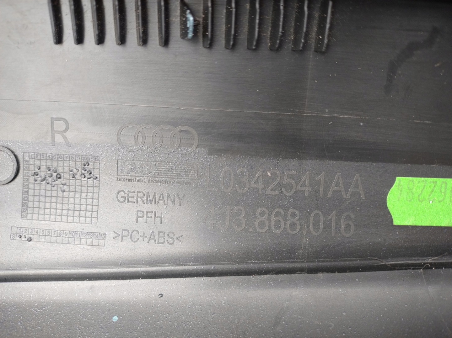 AUDI GT RS E-TRON upholstery door right front