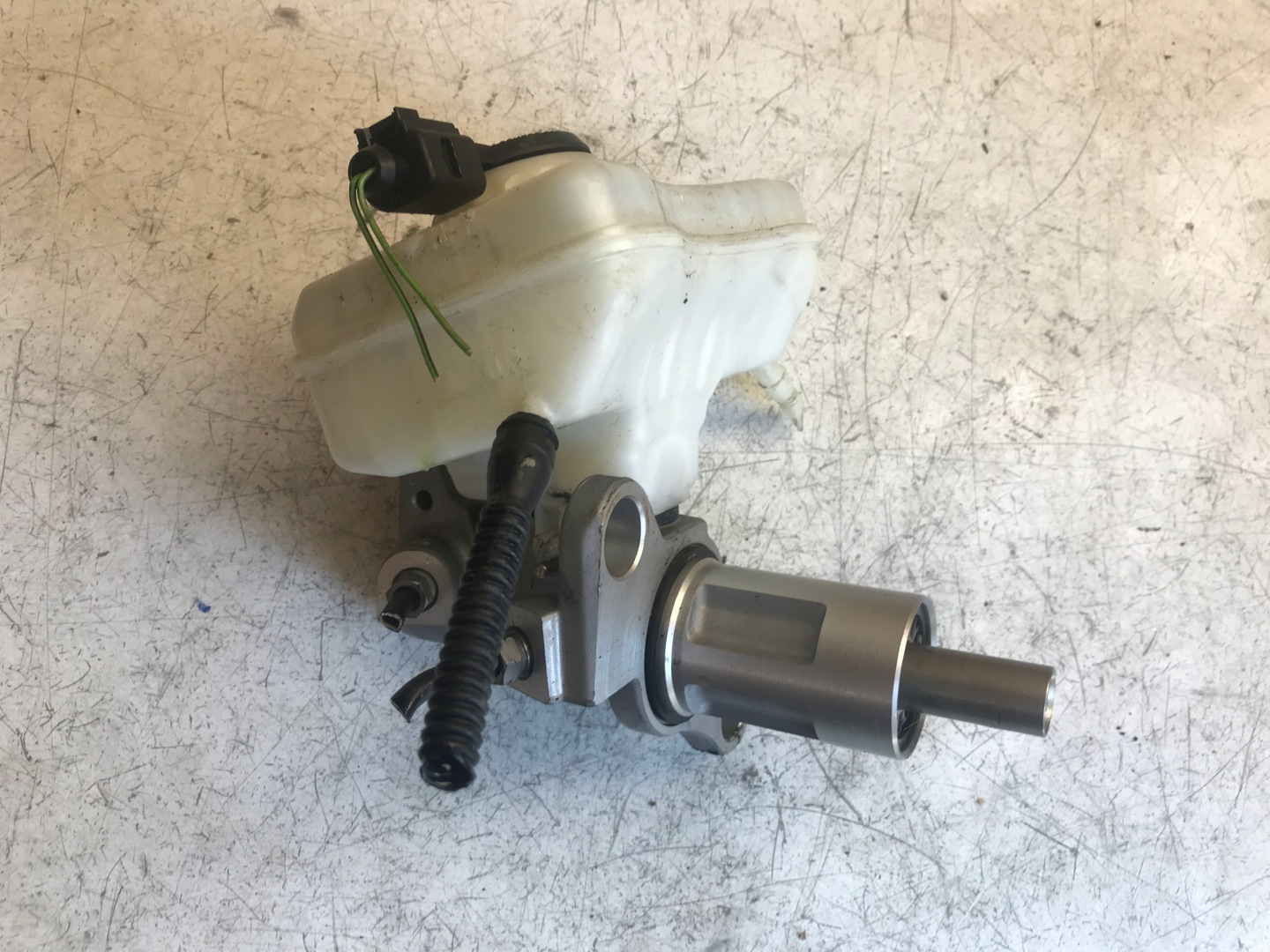 servo bubanj AUDI A4 B8 8K0611301A
