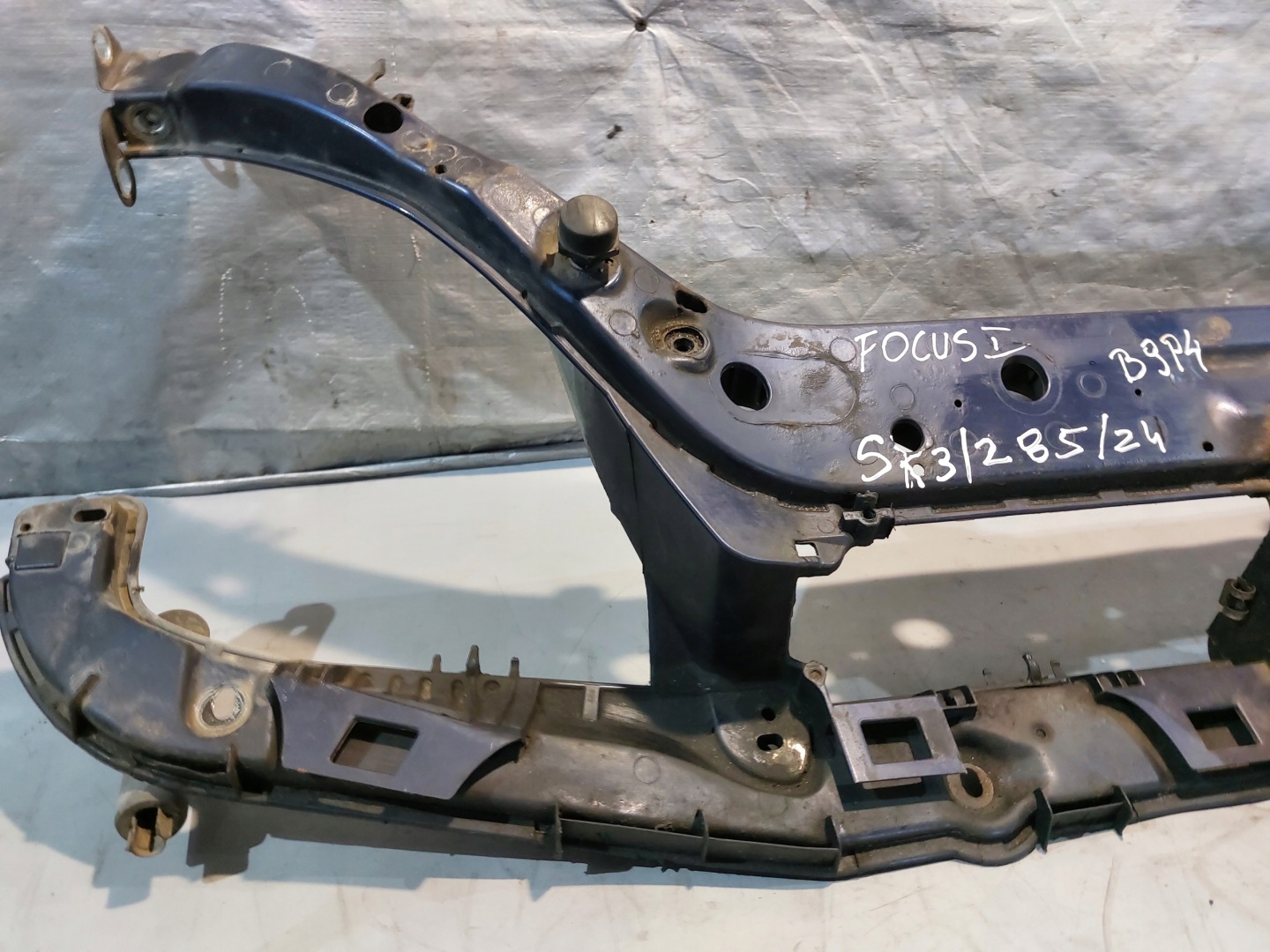support panel for radiators pillar FORD FOCUS MKI MK1 LIFT