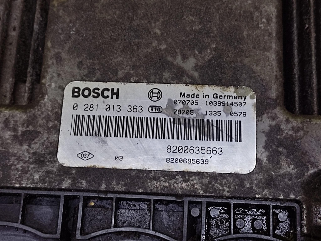 RENAULT MASTER bedienteil des motors 0281013363