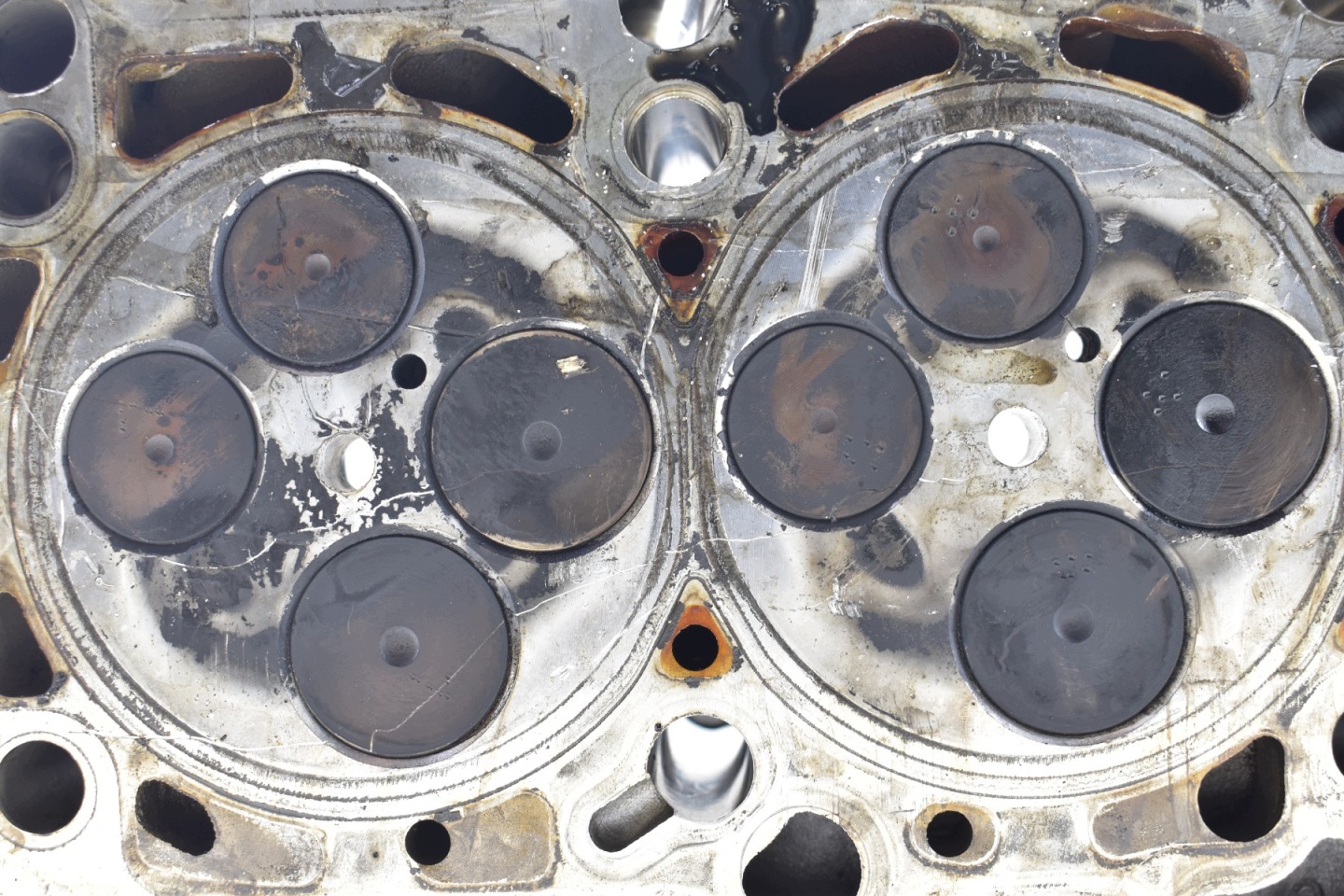 fej VOLKSWAGEN AUDI SEAT SKODA 2.0 TDI 03G103373