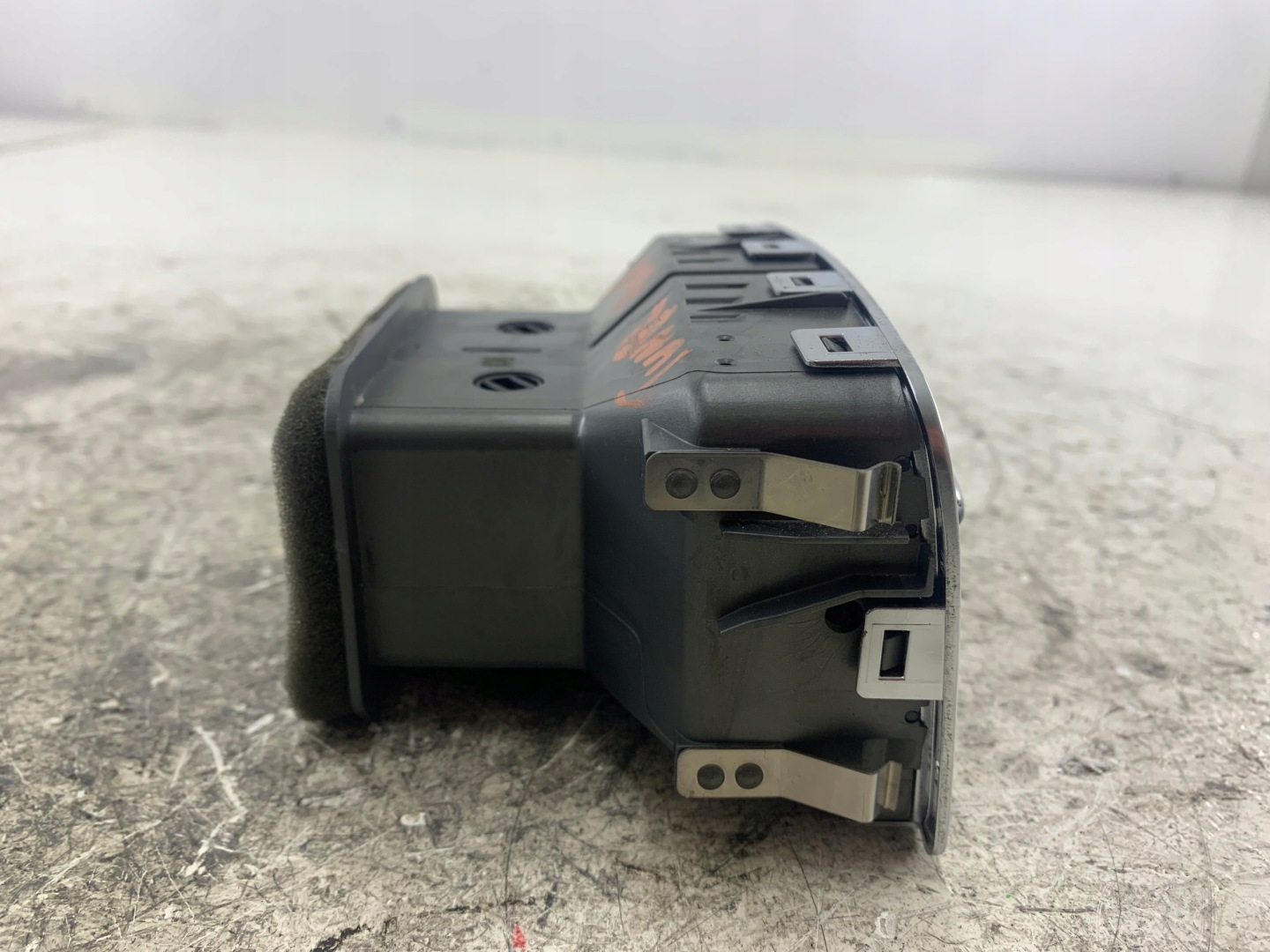 AUDI A6 C6 Lüftungsgitter des lüfters heck