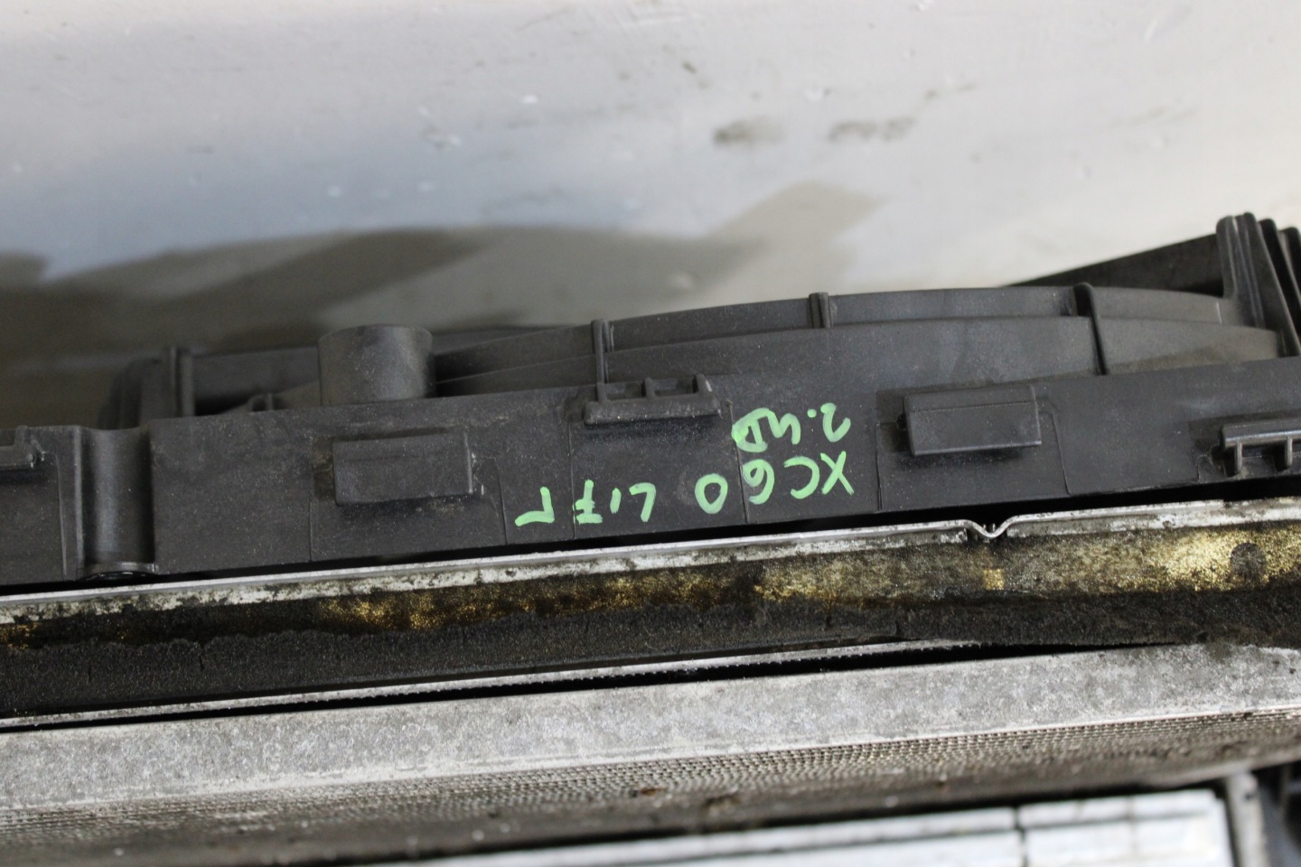 support panel for radiators front radiator pillar VOLVO XC60 LIFT 2.4D