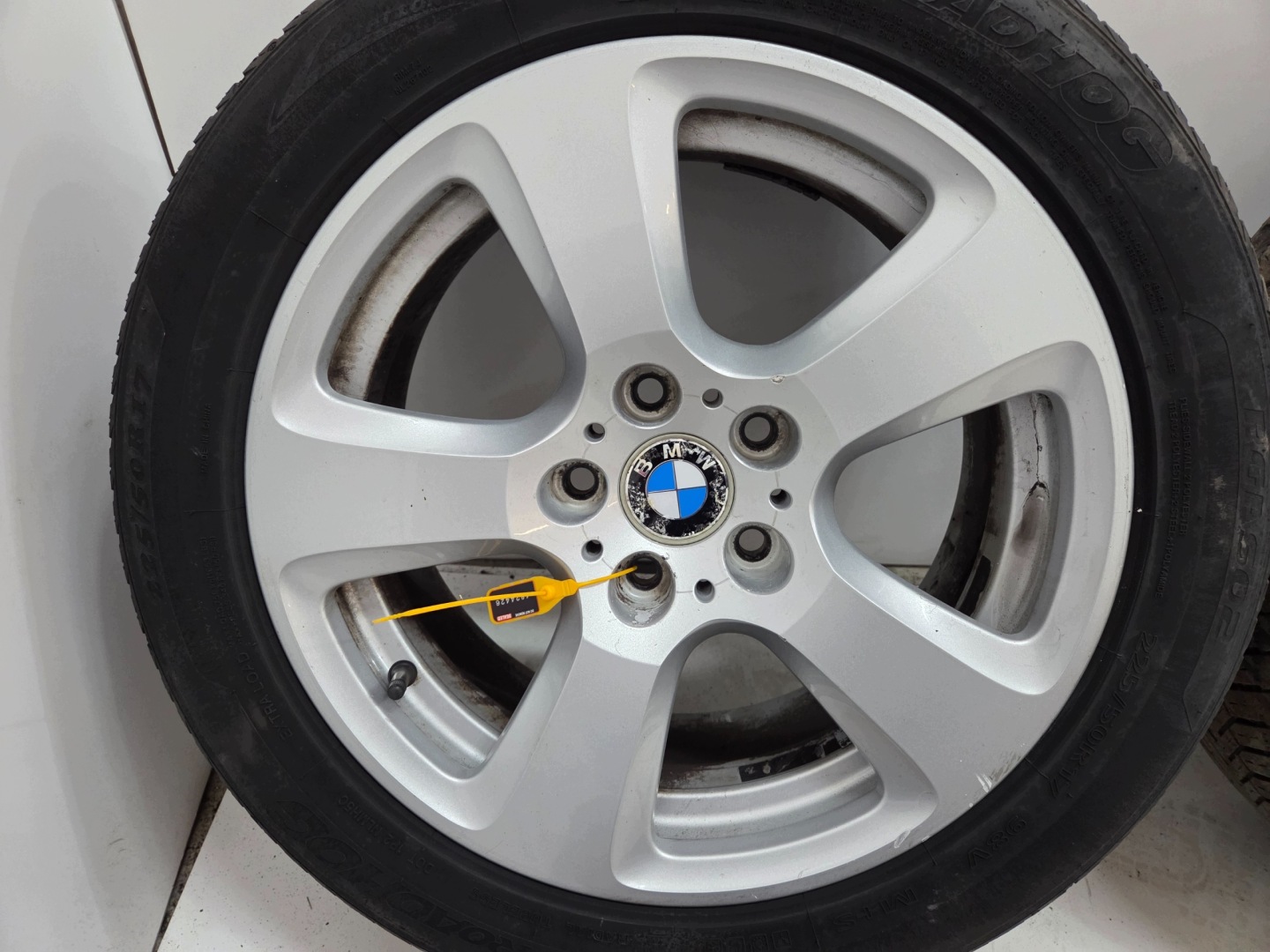 discs BMW E60 E61 17 CALI OE 6777346 KOMPLET