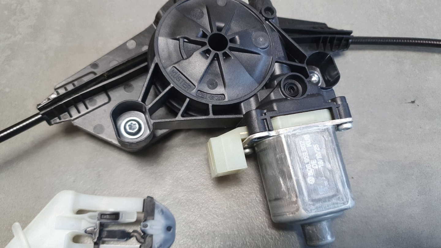 Audi A3 8Y window regulator right rear part 8Y0839462