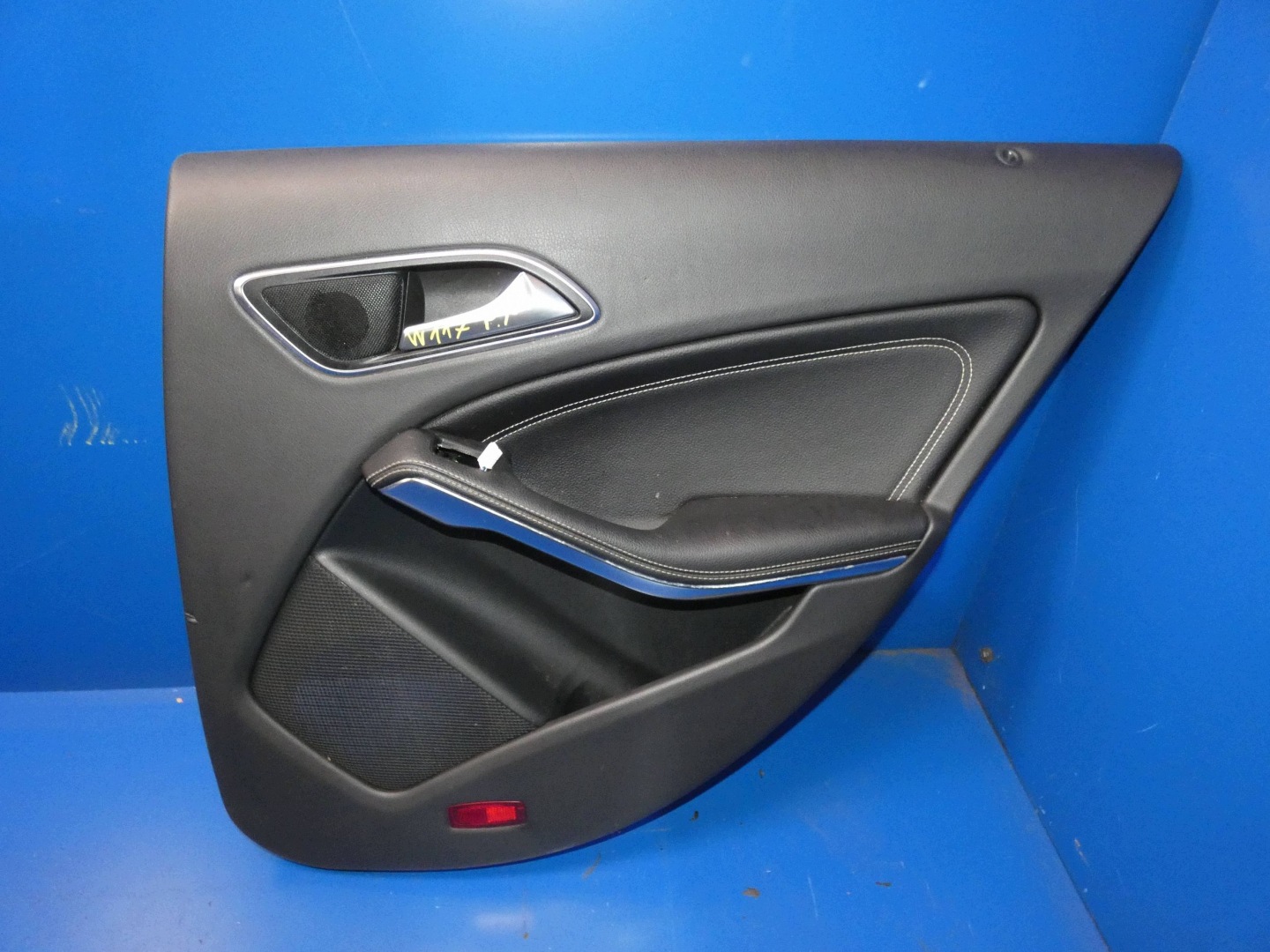 MERCEDES CLA W117 side upholstery door right rear part