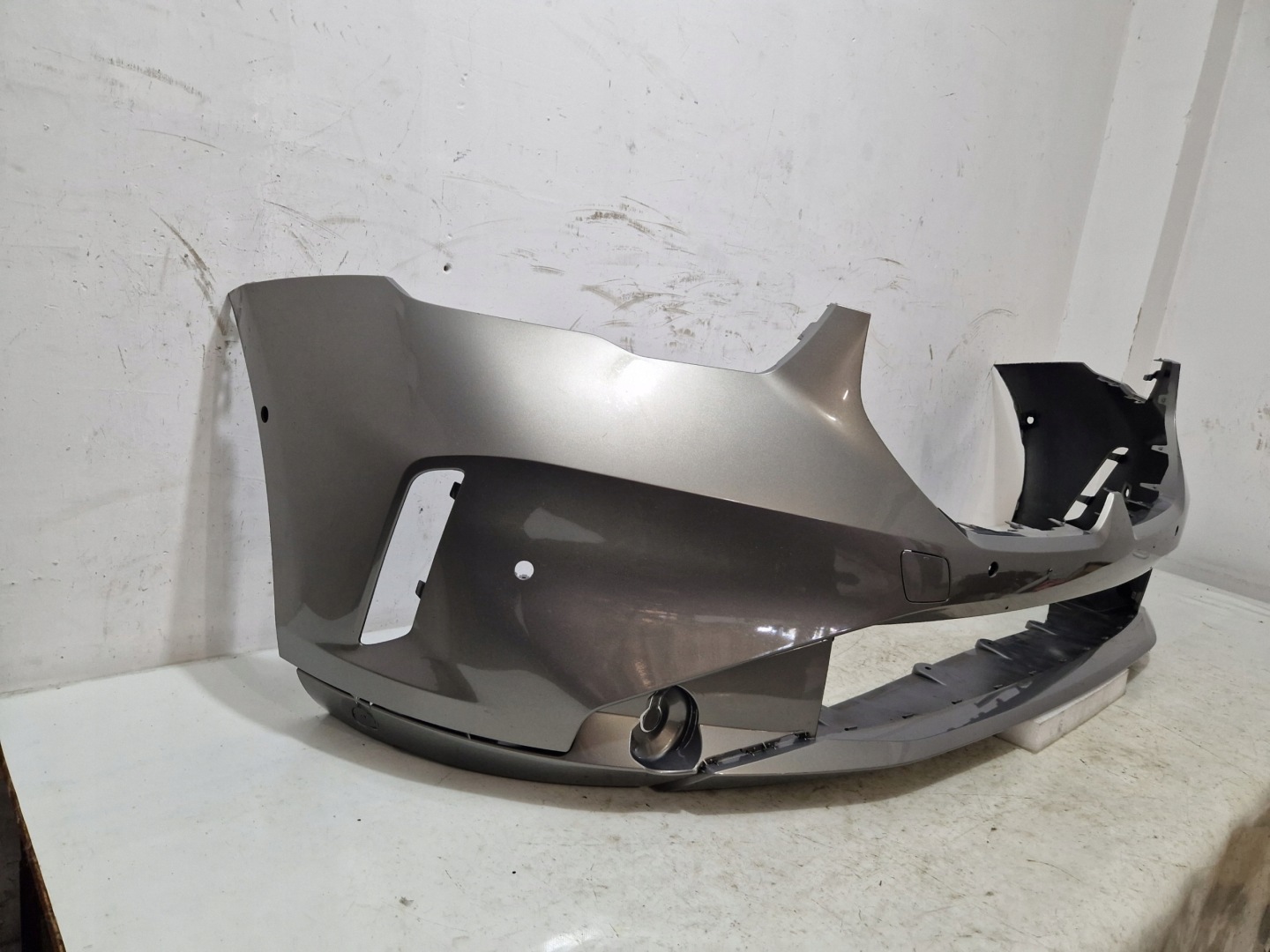 * BMW 5 G60 G61 9883904 bumper front front ZWYKLY 9883904