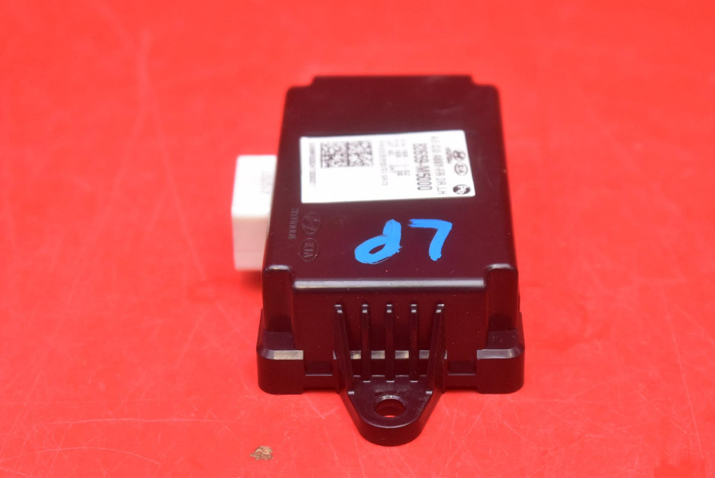 control unit module door left front 82659-M5000 HYUNDAI NEXO 18