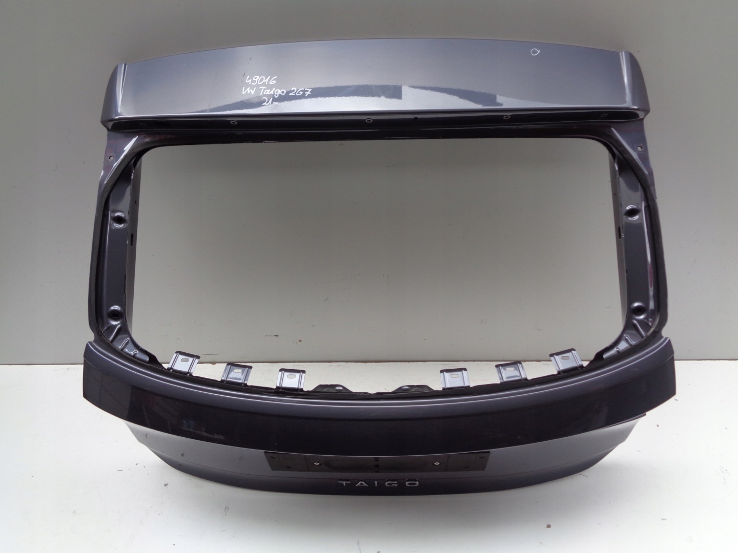 boot doors VW TAIGO 2G7 21- NR 49016