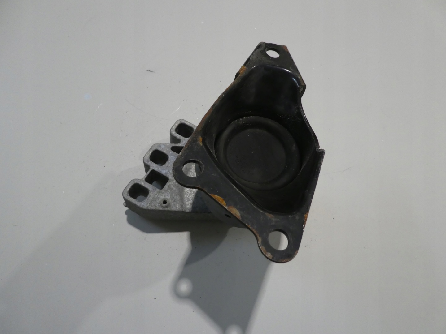 T5 LIFT 2.0TDI engine mount 7H0199256H 7E0199207