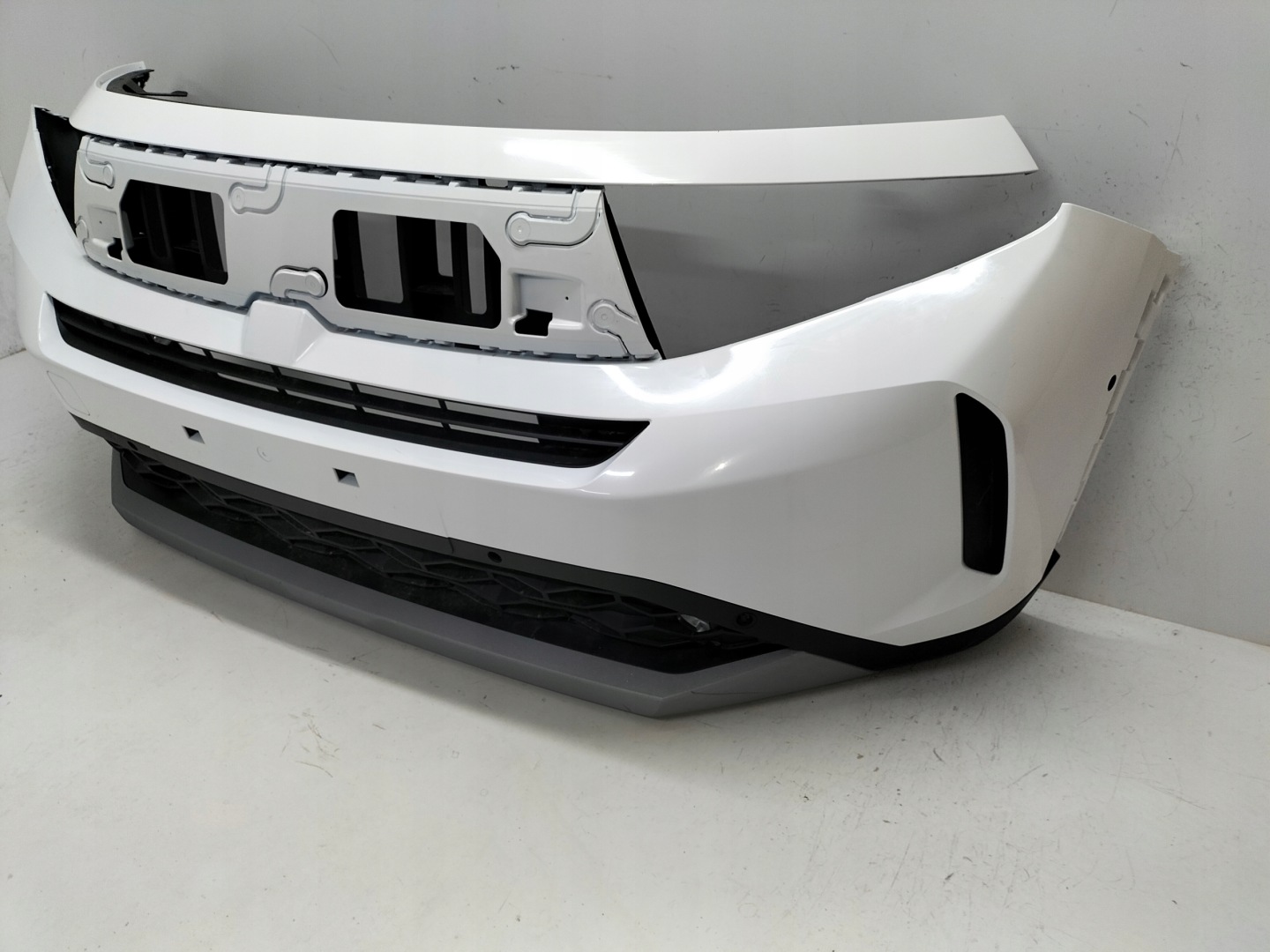 front bumper front OPEL FRONTERA C 24