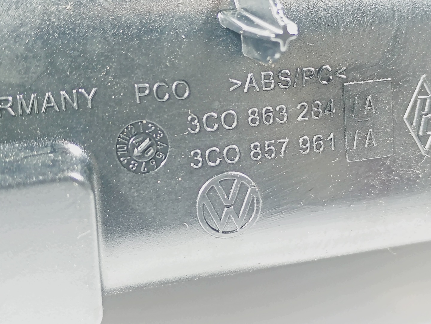 aschenbecher OE 3C0863284 VW Passat B6 05-10