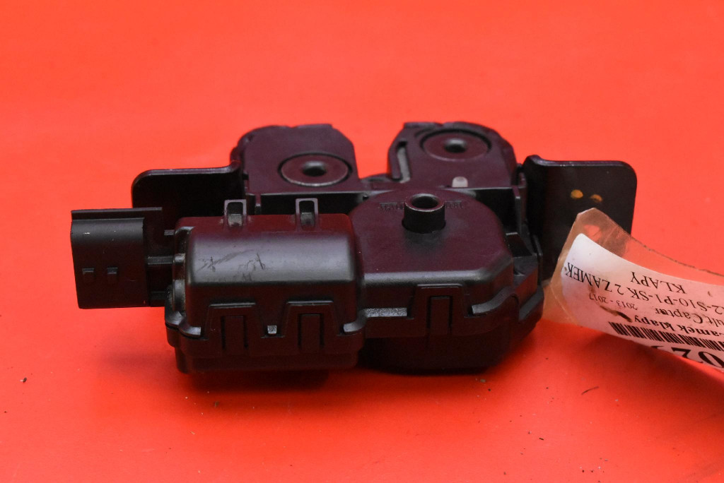 lock bonnet rear part boot 846307169R RENAULT CAPTUR 1 and 13-17