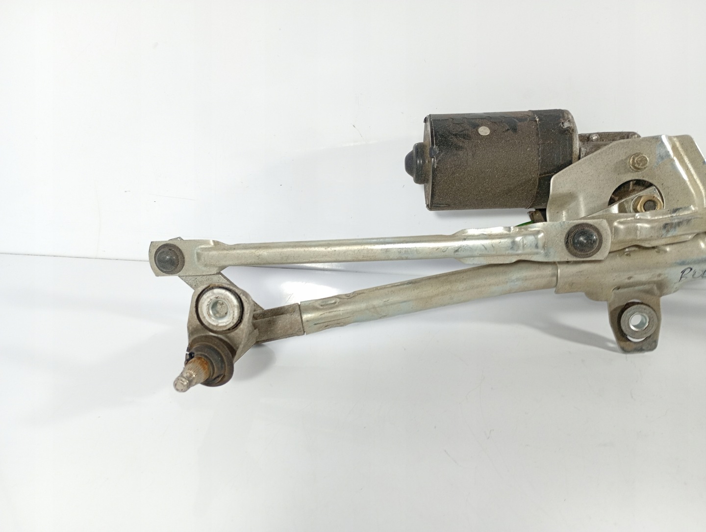VW BORA 00 -05 wiper mechanism PRZEDNICH front