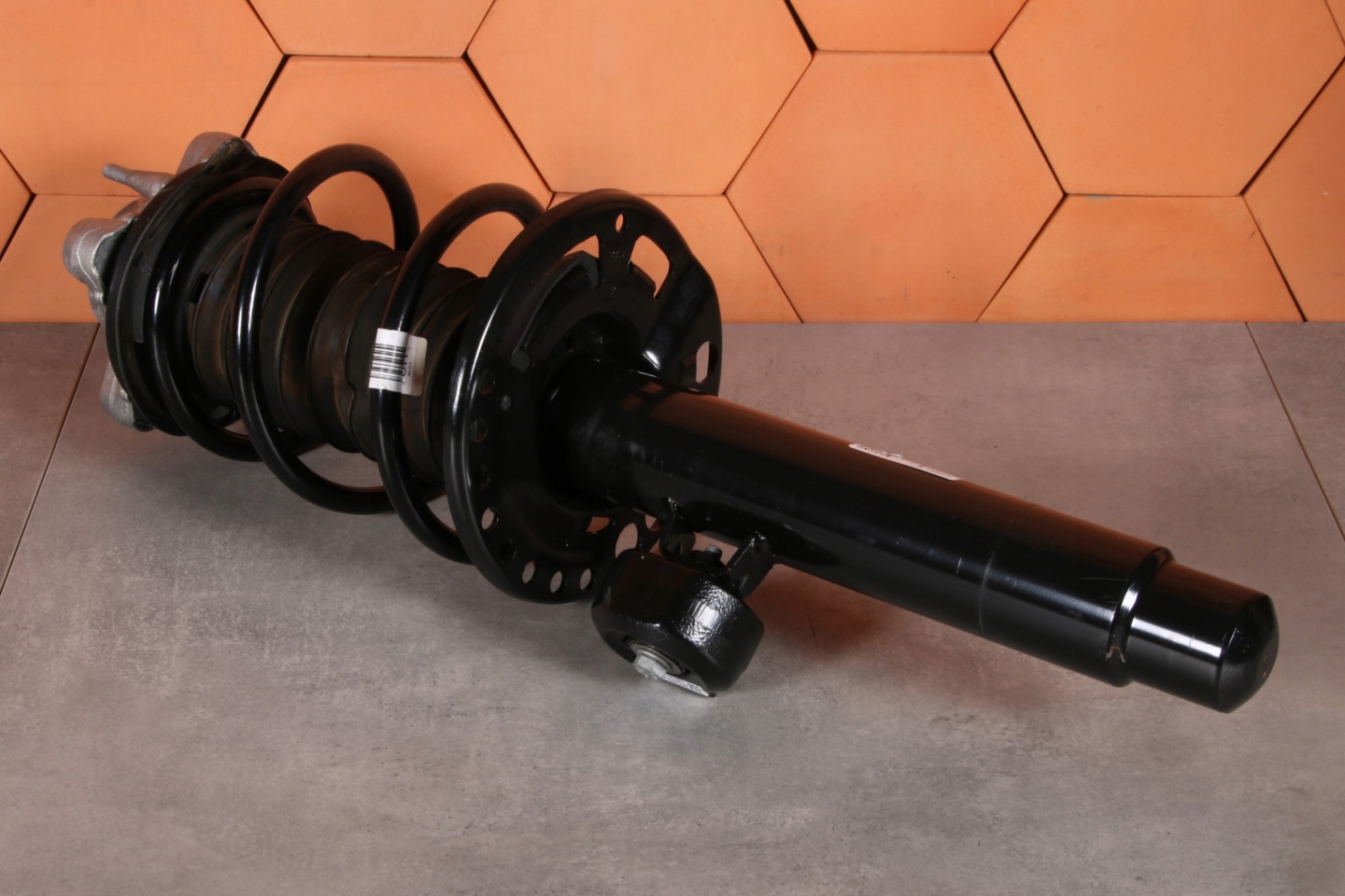 BMW 4 G23 shock absorber left front front 6888503 2WD RWD 236 km !!!