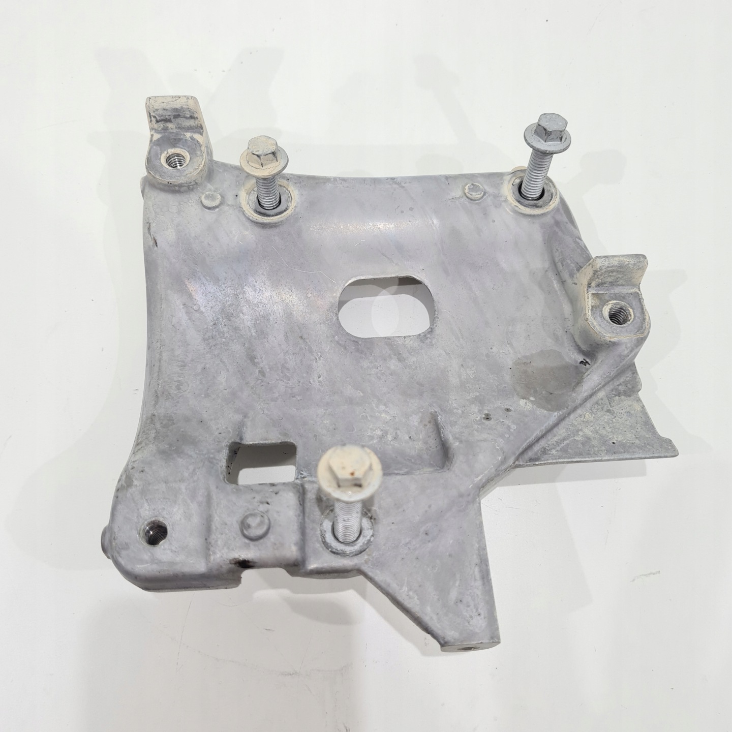 Support Sprezarki + Vis Nissan NAVARA D23 YS23 926140604R