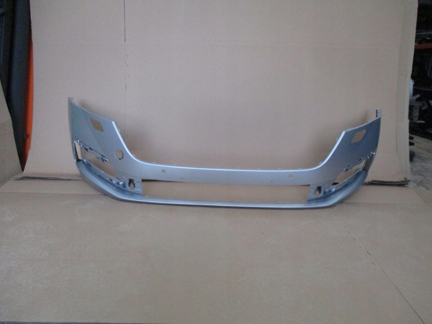 bumper front front Skoda Octavia IV 4 5E3807221 2 x PDC