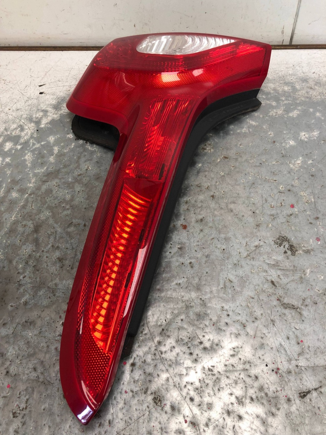 light right rear part VOLVO C30 LIFT 31213914