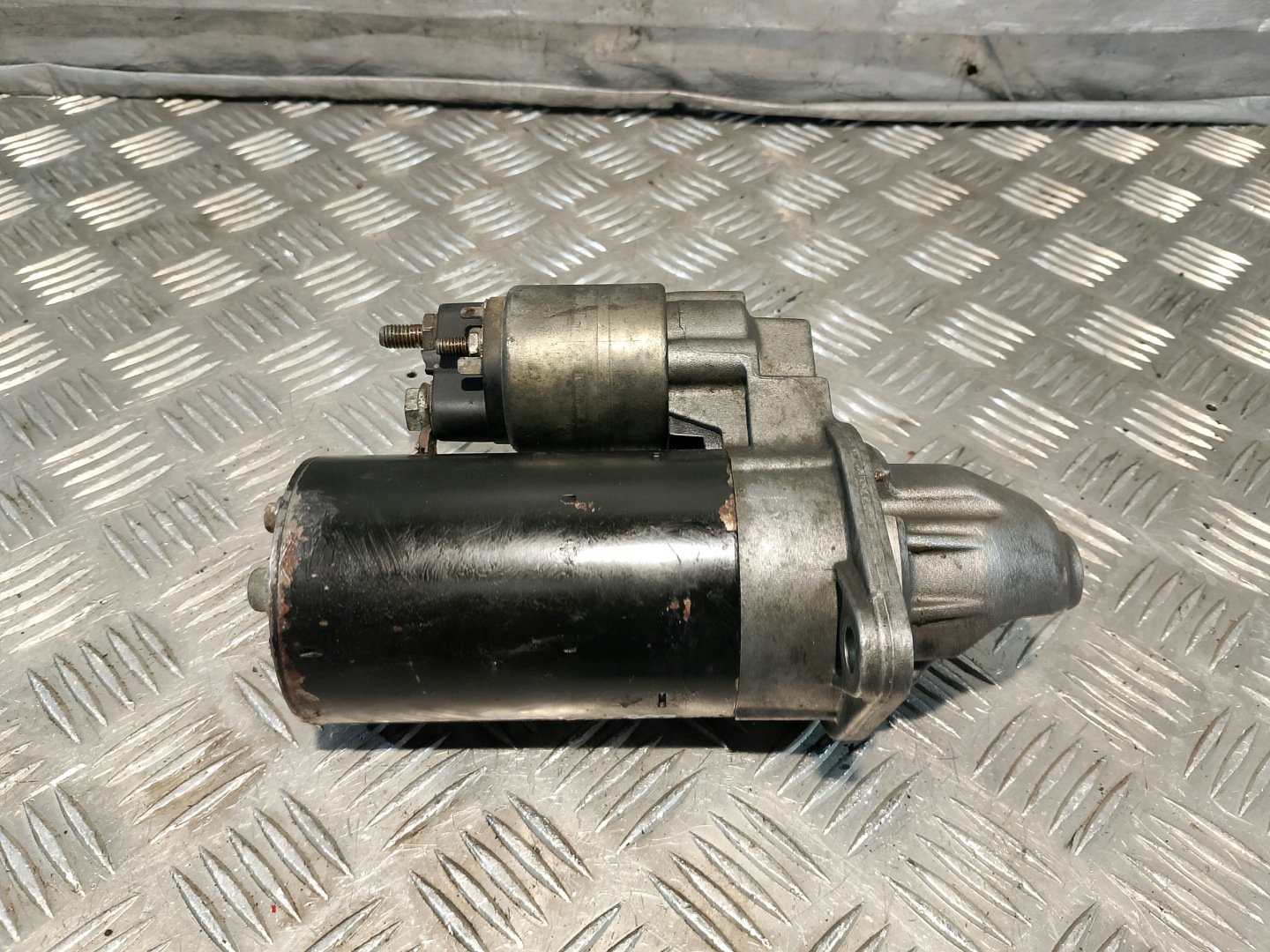 startér MOTORU BMW E46 1.8 B OE 7505979 9 ZEBOW