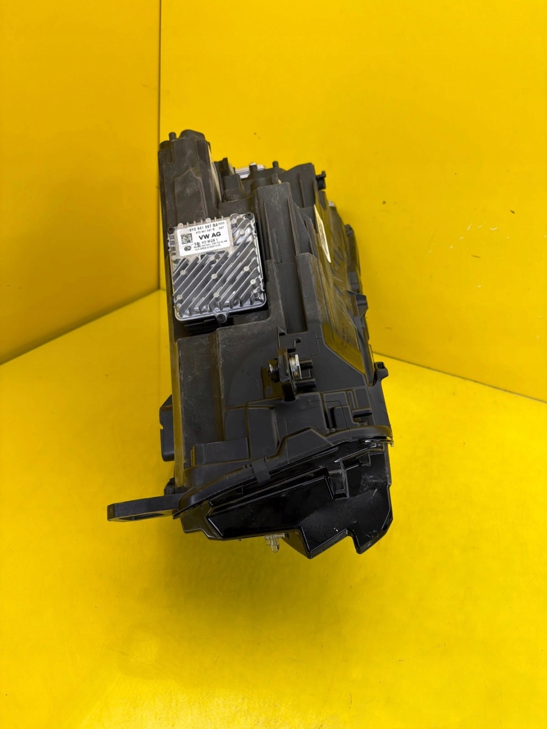 light left front VW Tayron II Full Led 24- 57L941059