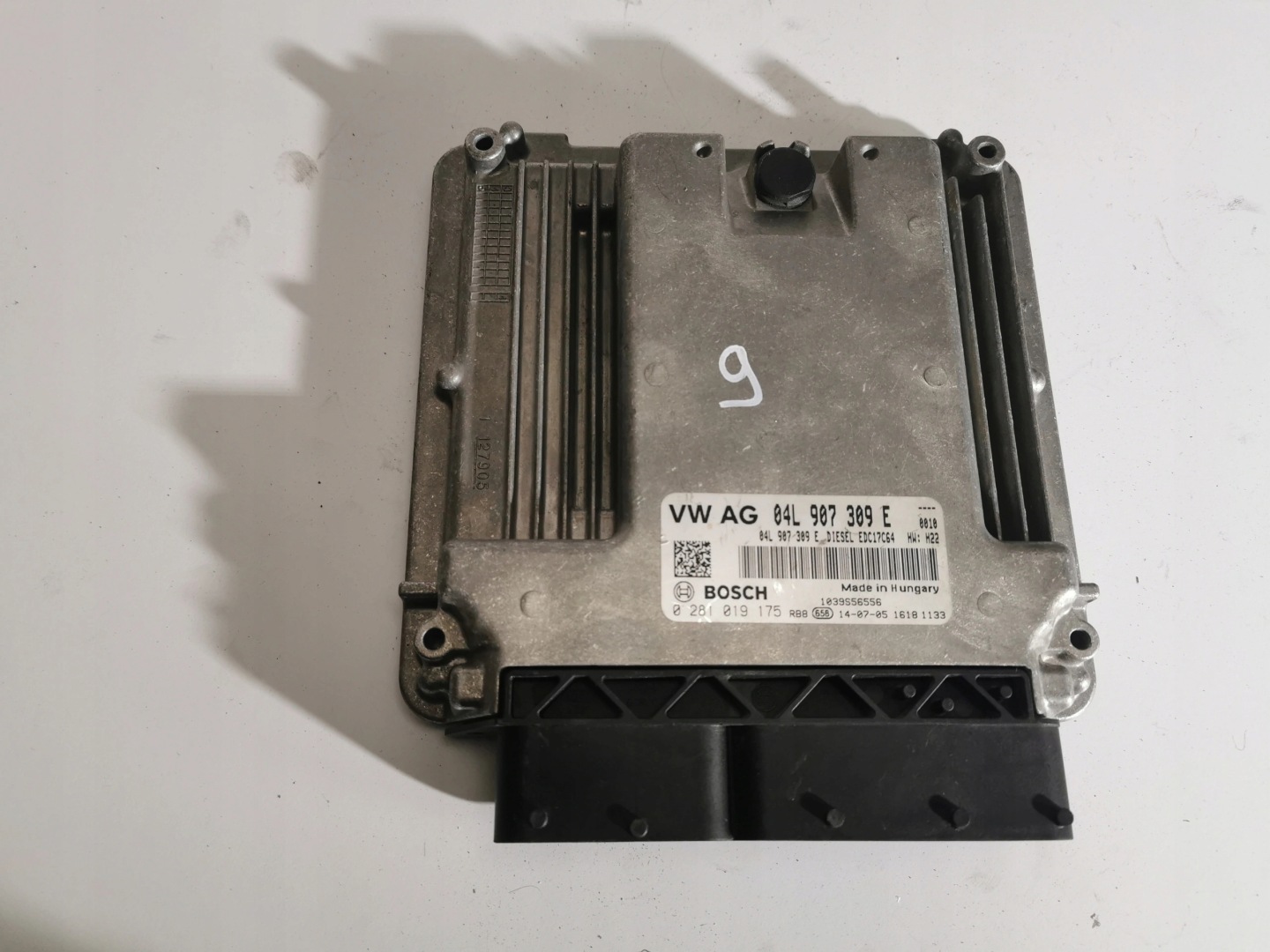 AUDI A3 1.6TDI 0281019175 04L907309E Computer ECU