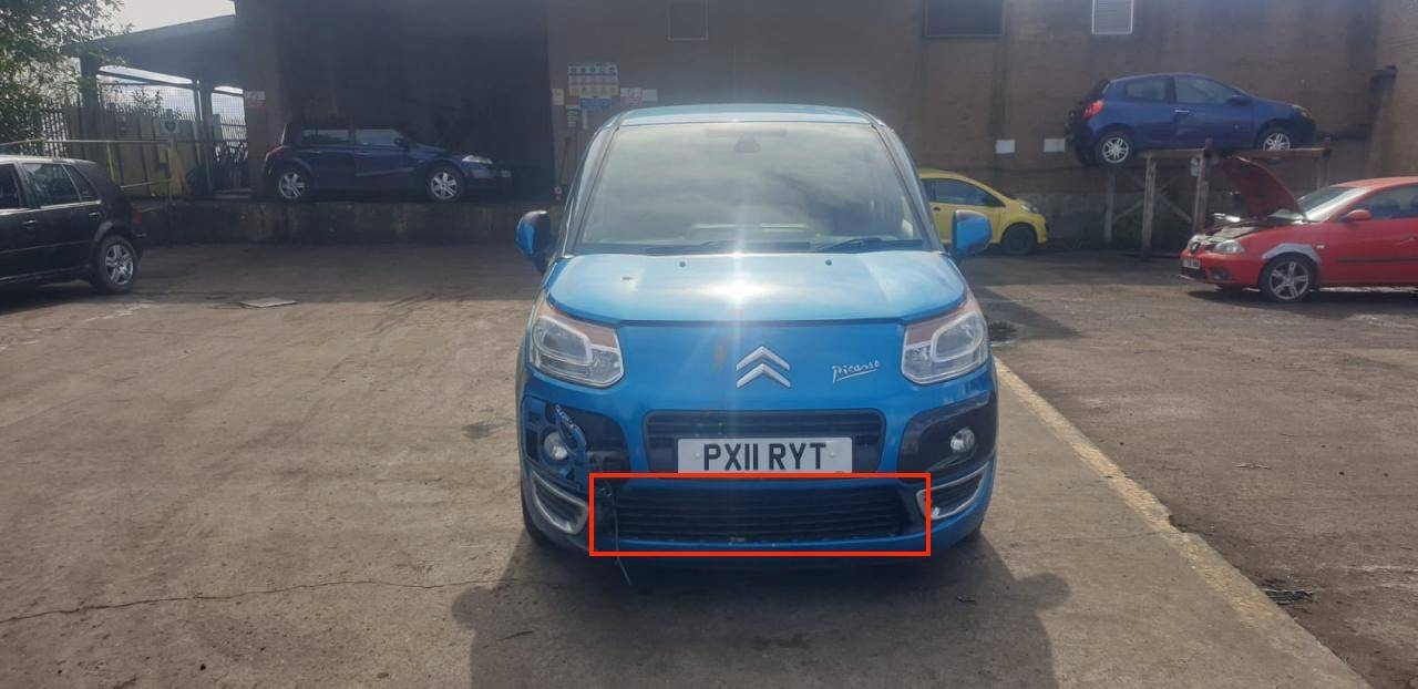 griglia Paraurti Citroen C3 Picasso 2011 9681801377
