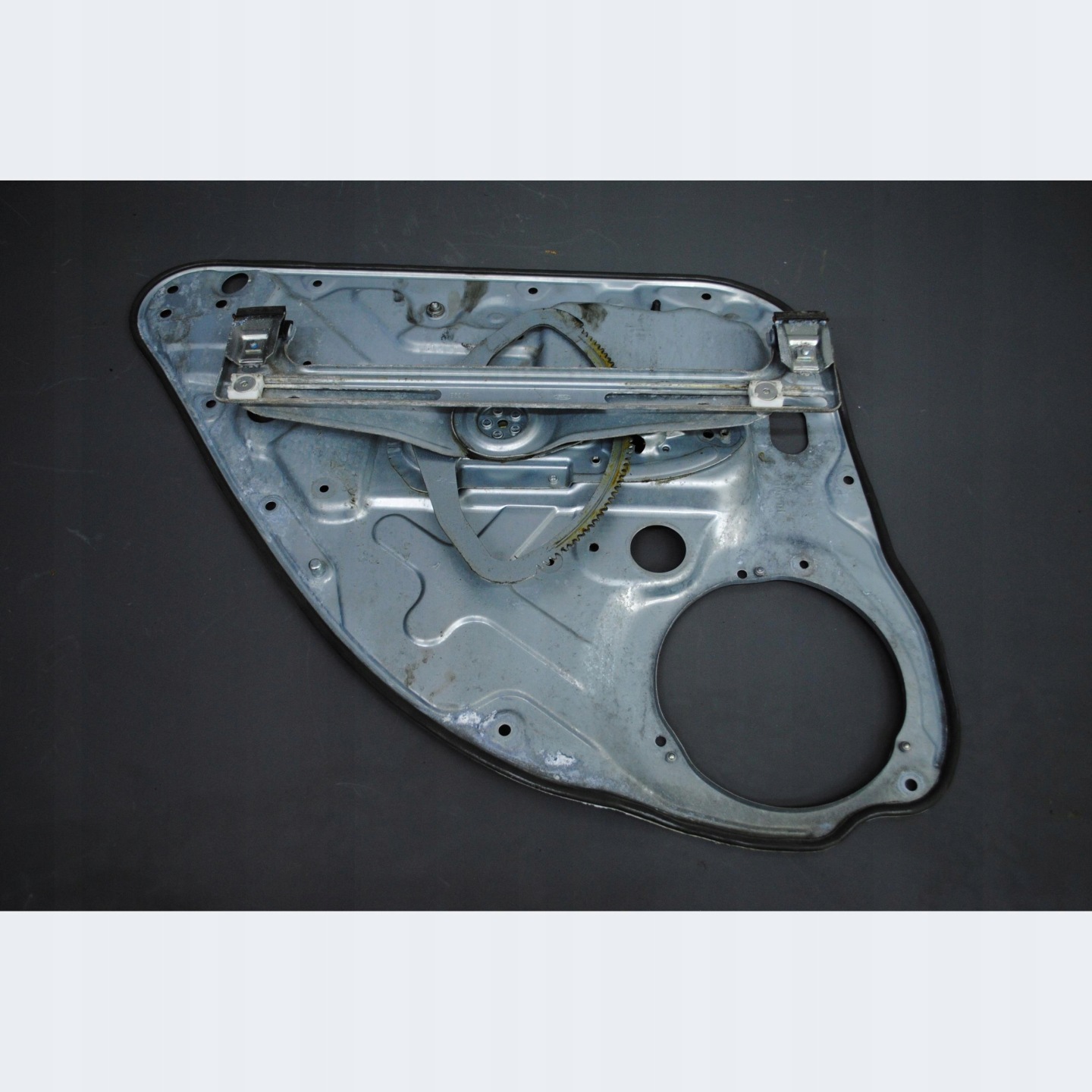 window regulator mechanism right rear part FORD KUGA MK1