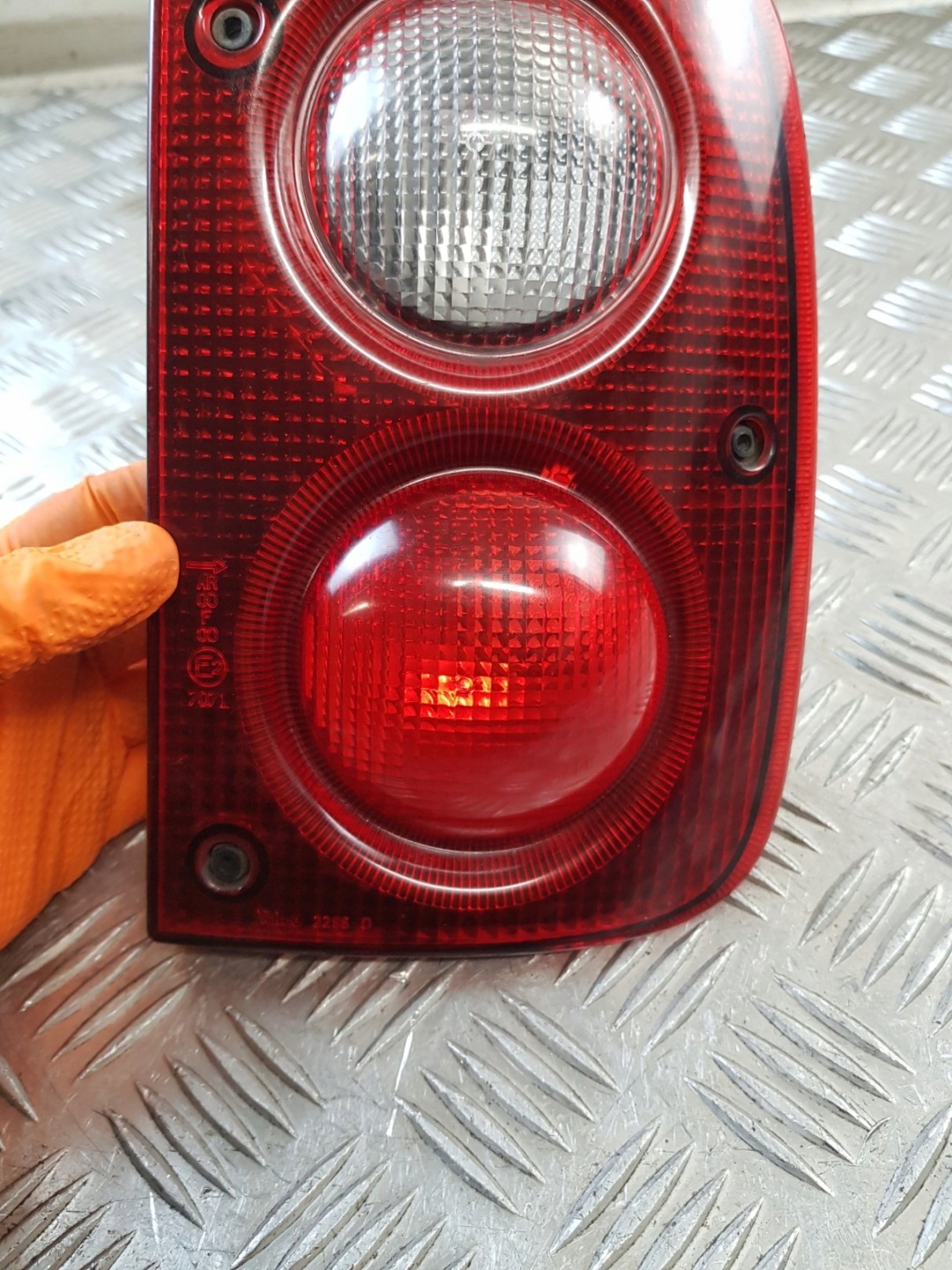 light right rear part LAND ROVER FREELANDER and 03R