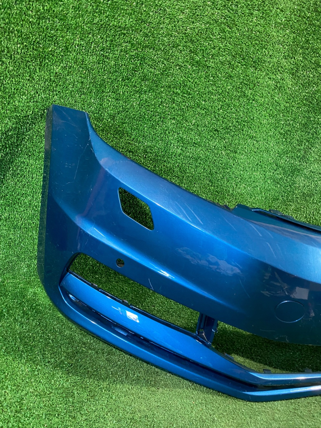 front bumper front VW TOURAN II 5TA NR.Z3226