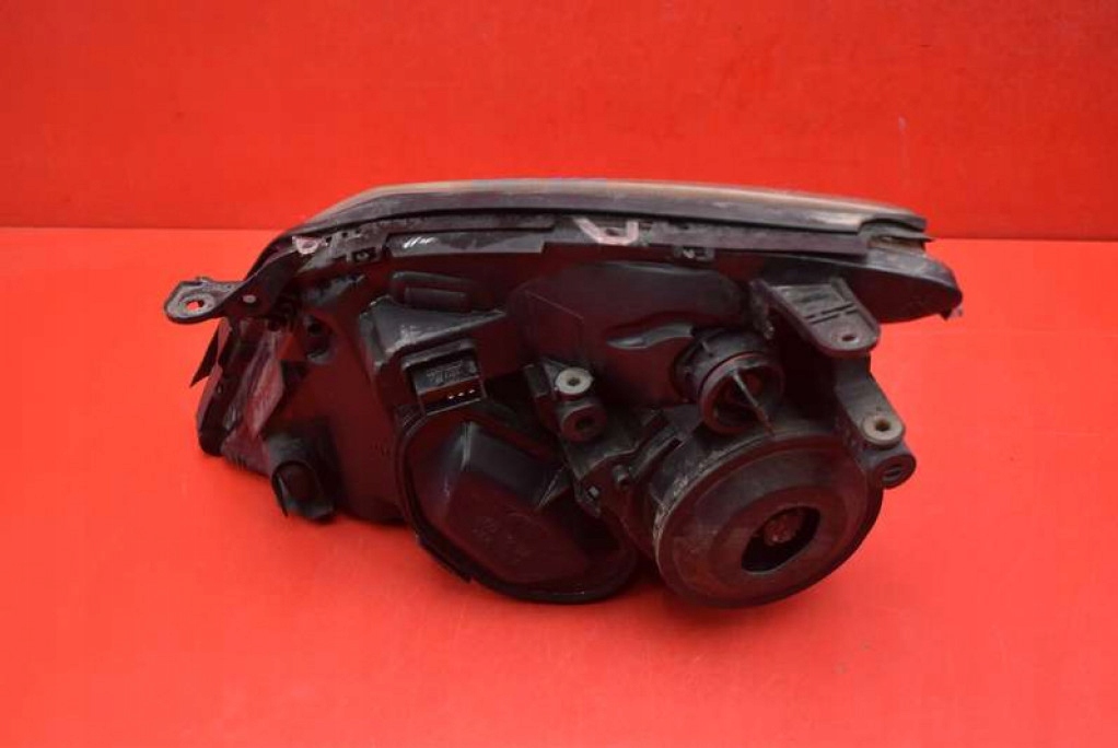 REFLEKTOR right light front lens EU 155888-00 OPEL VECTRA C 02-05