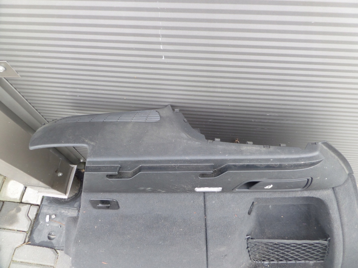 boot upholstery right 8R0863880F AUDI Q5 8R0