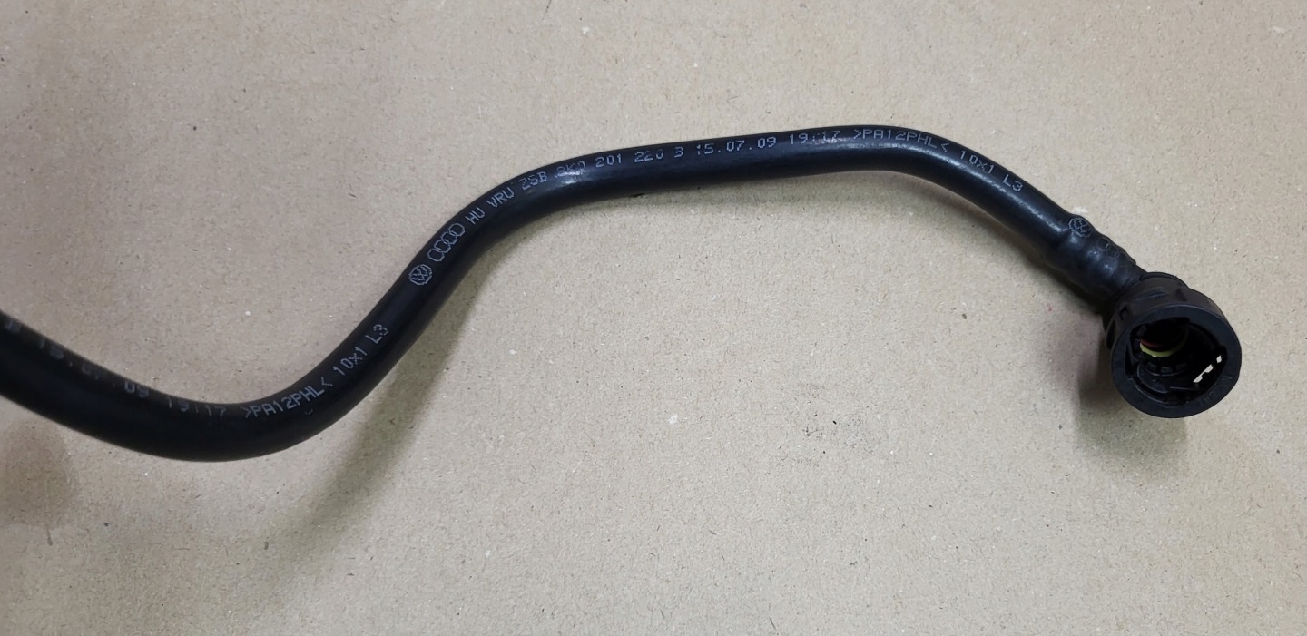 fuel line WEZYK hose AUDI A4 B8 A5 8T Q5 8R 8K0201220B OE